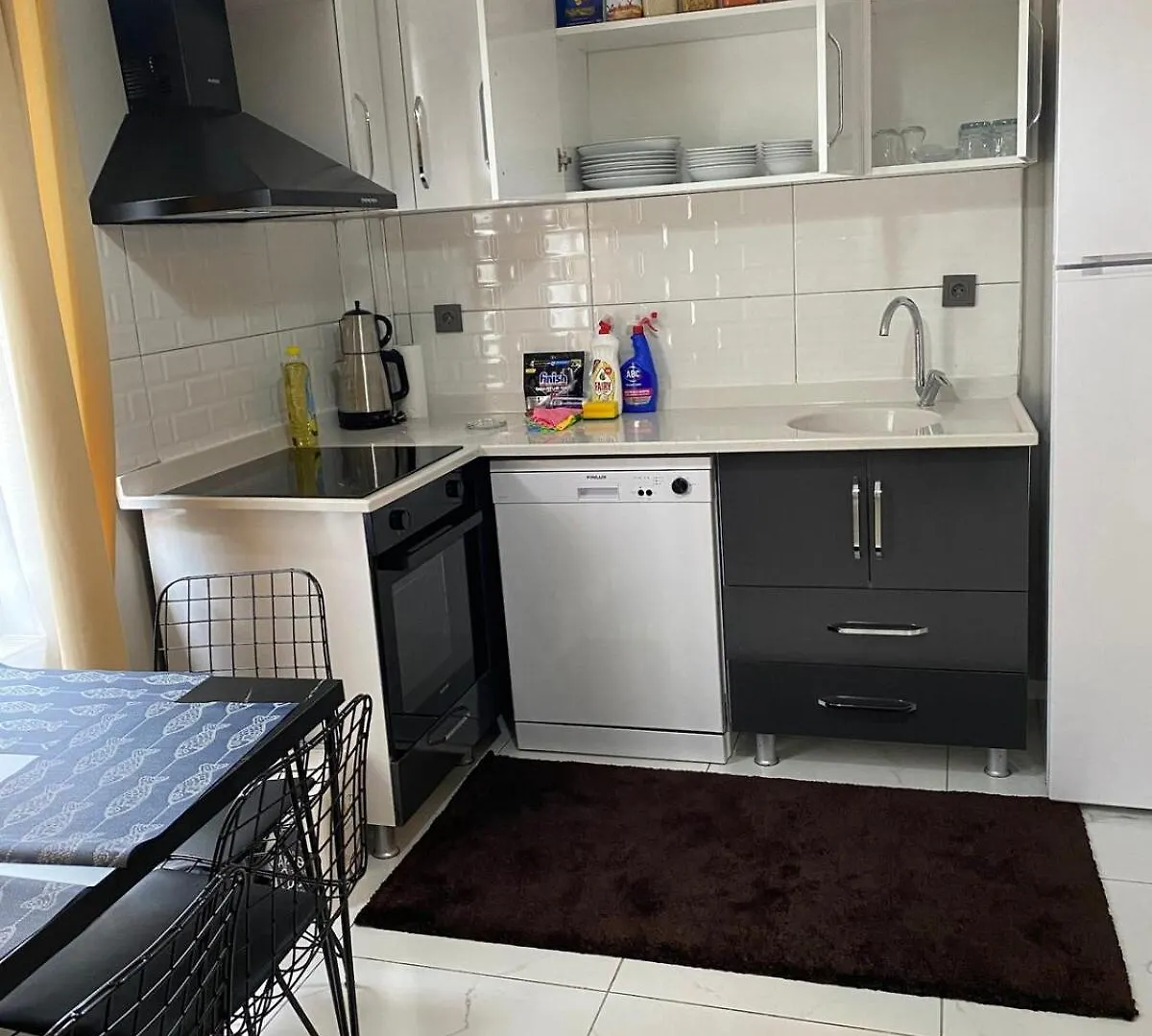1001 Central Large Modern Design أنقرة شقة