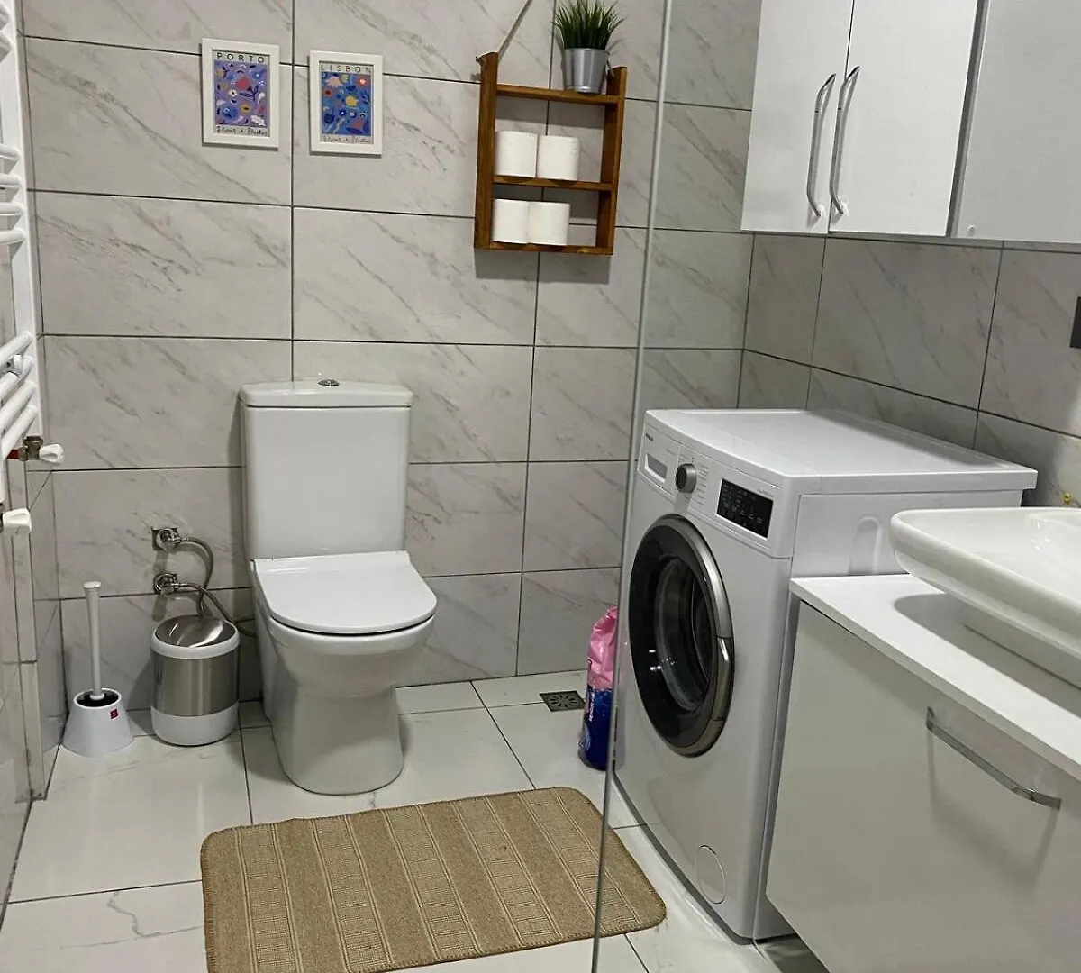 1001 Central Large Modern Design Ankara Turecko